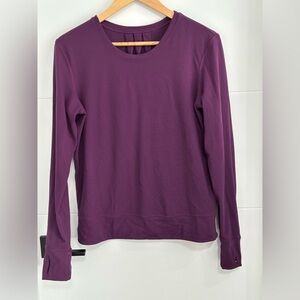 Lululemon: Women's Long Sleeve Top - Size 8